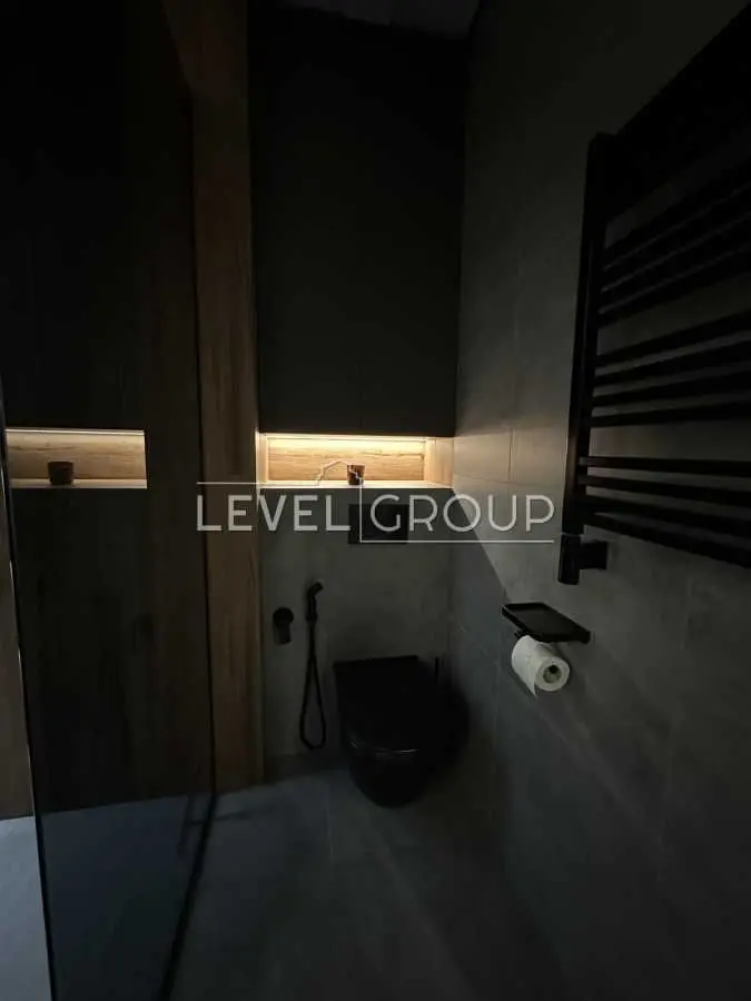 Фото Продаю 2 кімнатну квартиру, 77 кв. м, Микільсько-Слобідська вул.  Київ, ціна: 205000 USD, код 9026
