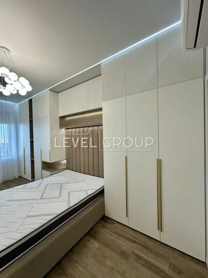 Фото Продаю 2 кімнатну квартиру, 77 кв. м, Микільсько-Слобідська вул.  Київ, ціна: 205000 USD, код 9026