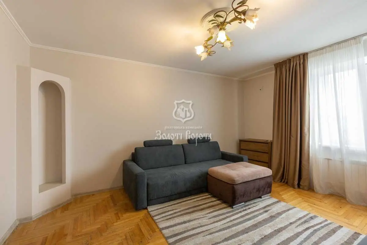 Фото Продаю 3 кімнатну квартиру, 72 кв. м, Антоновича вул. (Горького) 104 Київ, ціна: 120000 USD, код 9027