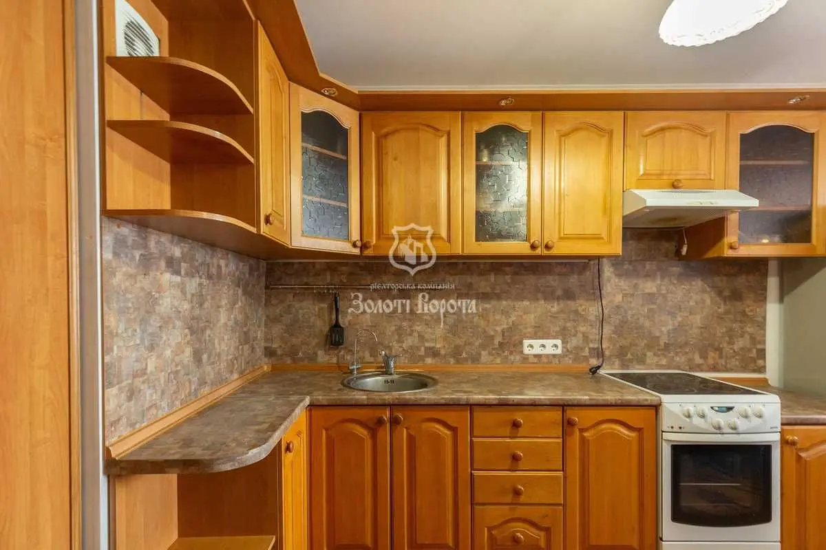 Фото Продаю 3 кімнатну квартиру, 72 кв. м, Антоновича вул. (Горького) 104 Київ, ціна: 120000 USD, код 9027