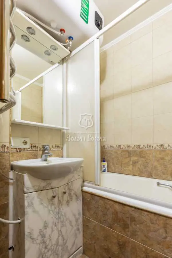 Фото Продаю 3 кімнатну квартиру, 72 кв. м, Антоновича вул. (Горького) 104 Київ, ціна: 120000 USD, код 9027