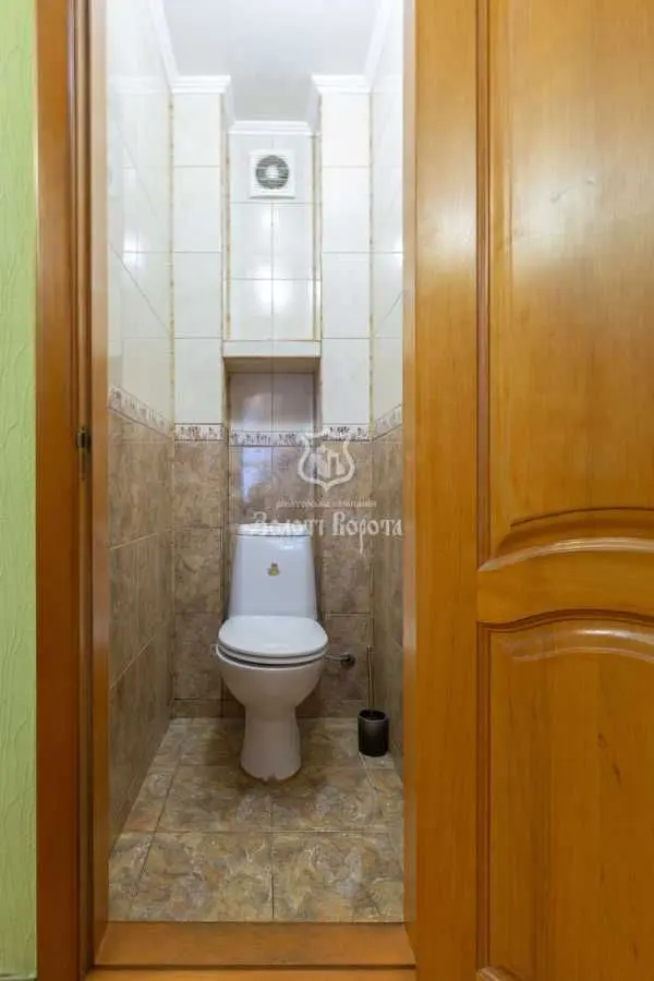 Фото Продаю 3 кімнатну квартиру, 72 кв. м, Антоновича вул. (Горького) 104 Київ, ціна: 120000 USD, код 9027