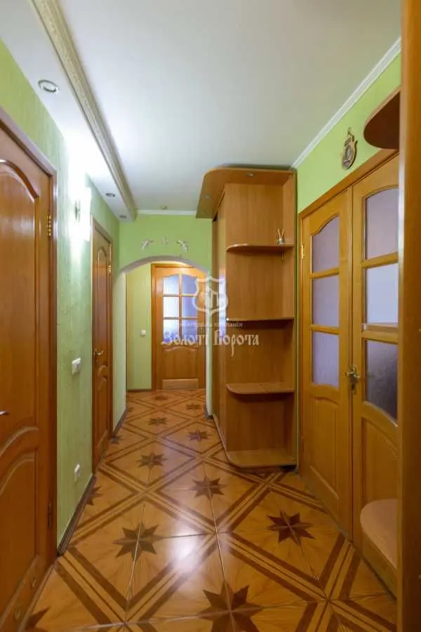 Фото Продаю 3 кімнатну квартиру, 72 кв. м, Антоновича вул. (Горького) 104 Київ, ціна: 120000 USD, код 9027