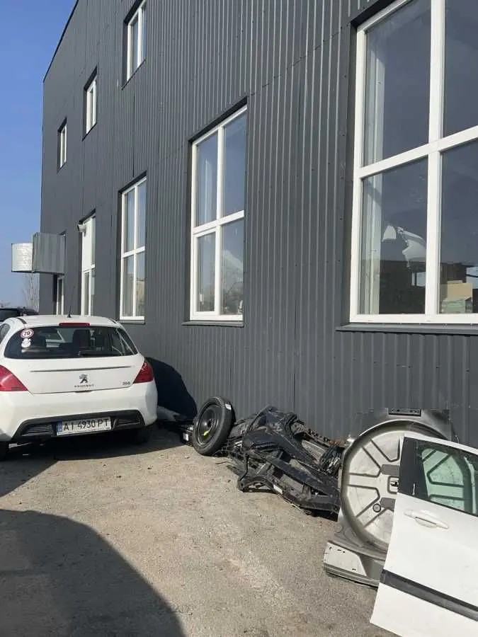 Фото Продаю склад, 810 кв. м, Тодося Осьмачки ул. (Горького)  Киев, цена: 770000 USD, код 9030