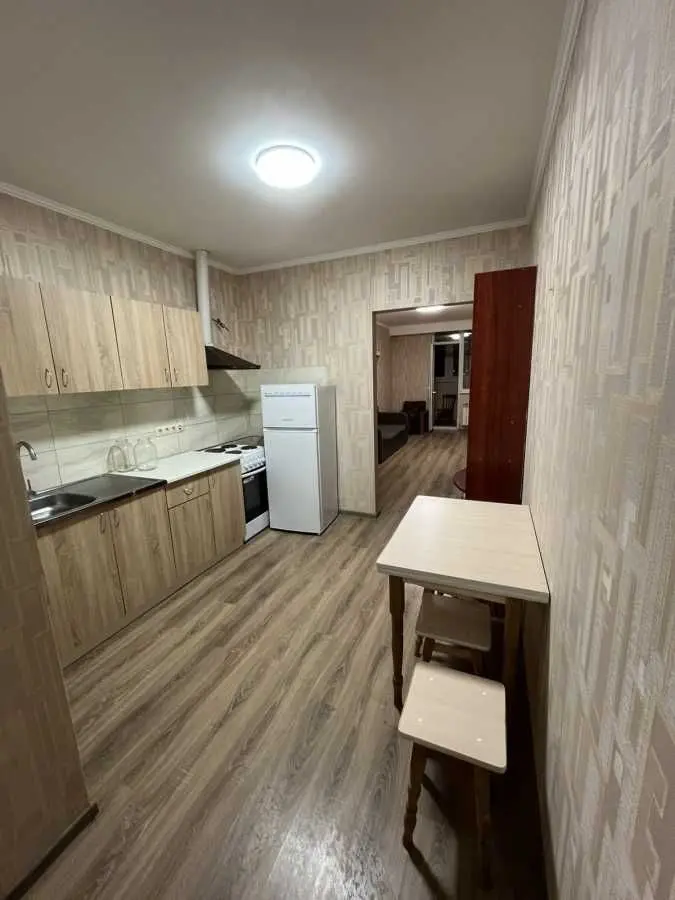 Фото Зняти 1 кімнатну квартиру, Лобачевського пров. 7 Київ в довгострокову оренду, ціна: 8000 UAH, код 9031