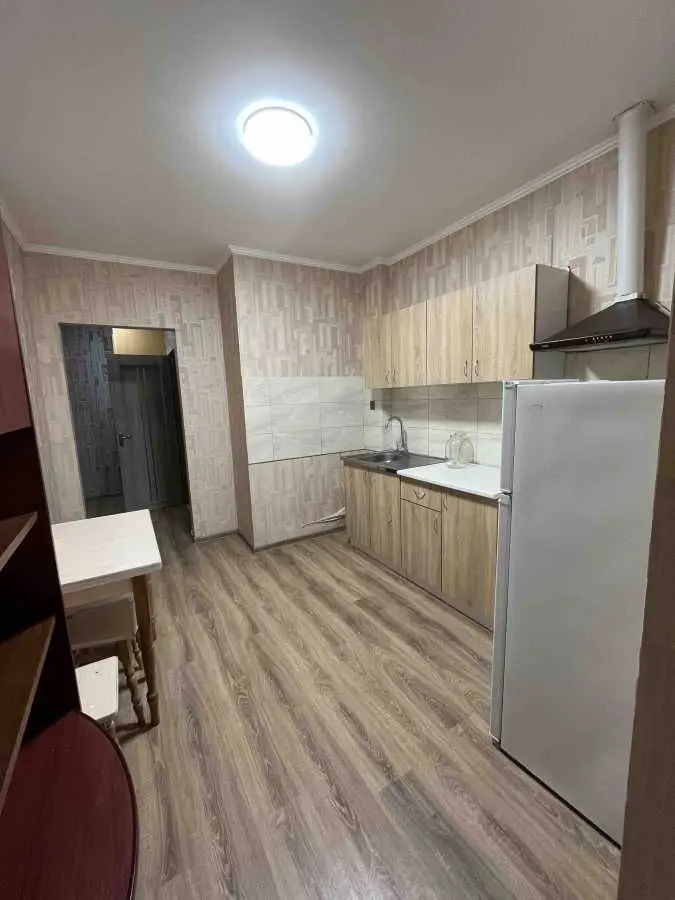 Фото Зняти 1 кімнатну квартиру, Лобачевського пров. 7 Київ в довгострокову оренду, ціна: 8000 UAH, код 9031