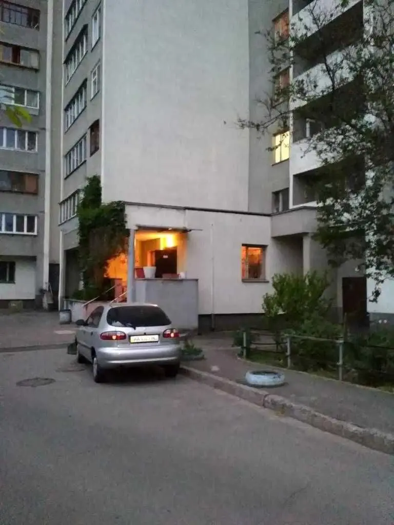 Фото Selling a 3-room apartment, 87 sq.m., Bohatyrska Street 6/1 Kyiv, price: 135000 USD, code 9035