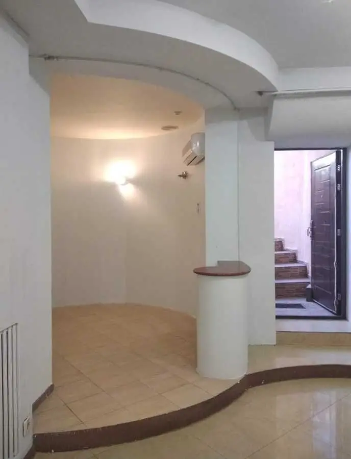 Фото Продаю офіс, 140 кв. м, Василя Порика просп.  Київ, ціна: 129000 USD, код 9036