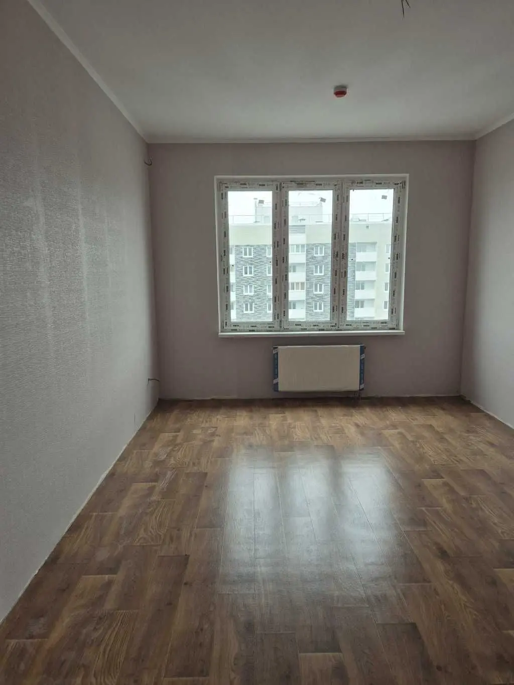 Фото Selling a 1-room apartment, 47 sq.m., Simyi Kulzhenkiv Street (Petra Dehtiarenka Street)  Kyiv, price: 59900 USD, code 9038