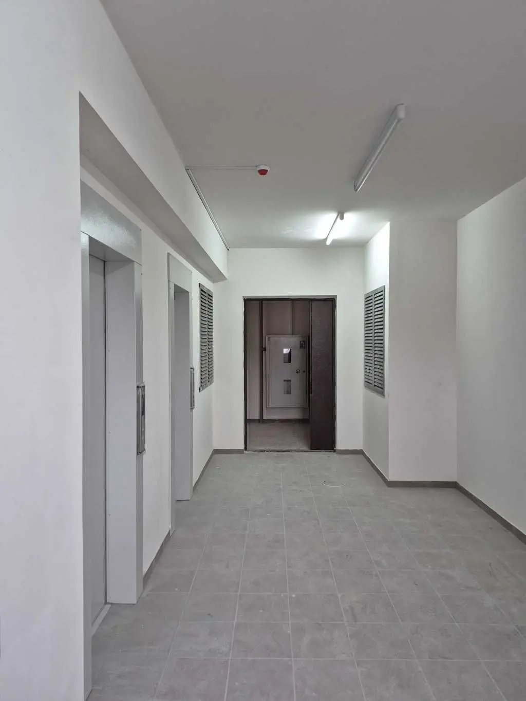 Фото Selling a 1-room apartment, 47 sq.m., Simyi Kulzhenkiv Street (Petra Dehtiarenka Street)  Kyiv, price: 59900 USD, code 9038