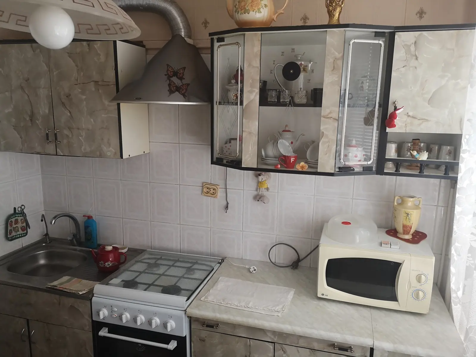 Фото Зняти 2 кімнатну квартиру, Ковпака вул. 4 Київ в довгострокову оренду, ціна: 15000 грн, код 9040