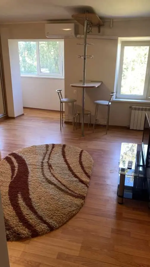 Фото Rent a 1-room apartment, Bratyslavska Street 42 Kyiv for long-term rent, price: 9000 UAH, code 9048