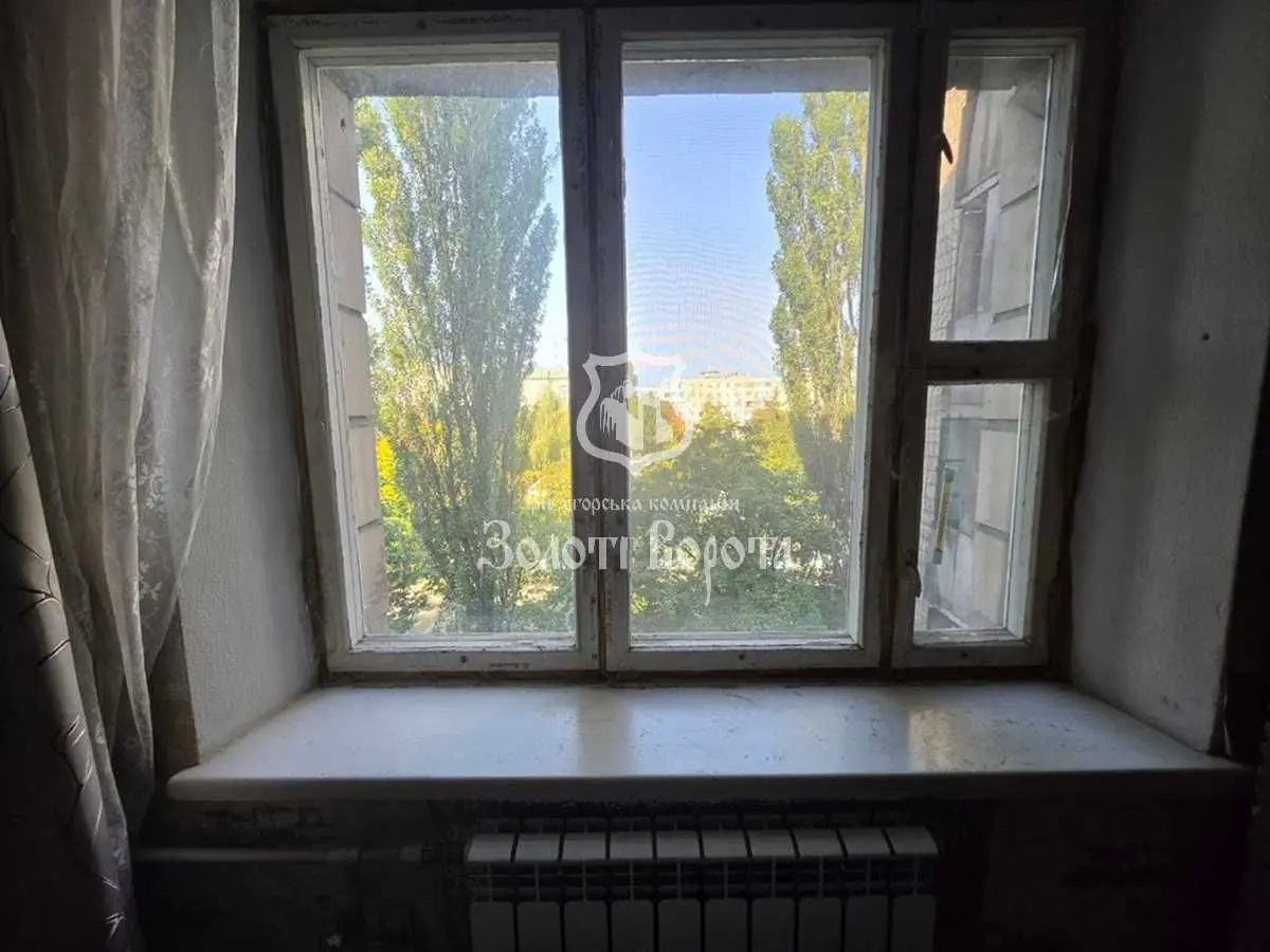 Фото Продаю 8 кімнатну квартиру, 20.31 кв. м, Світлицького вул. 24а Київ, ціна: 18000 USD, код 9058