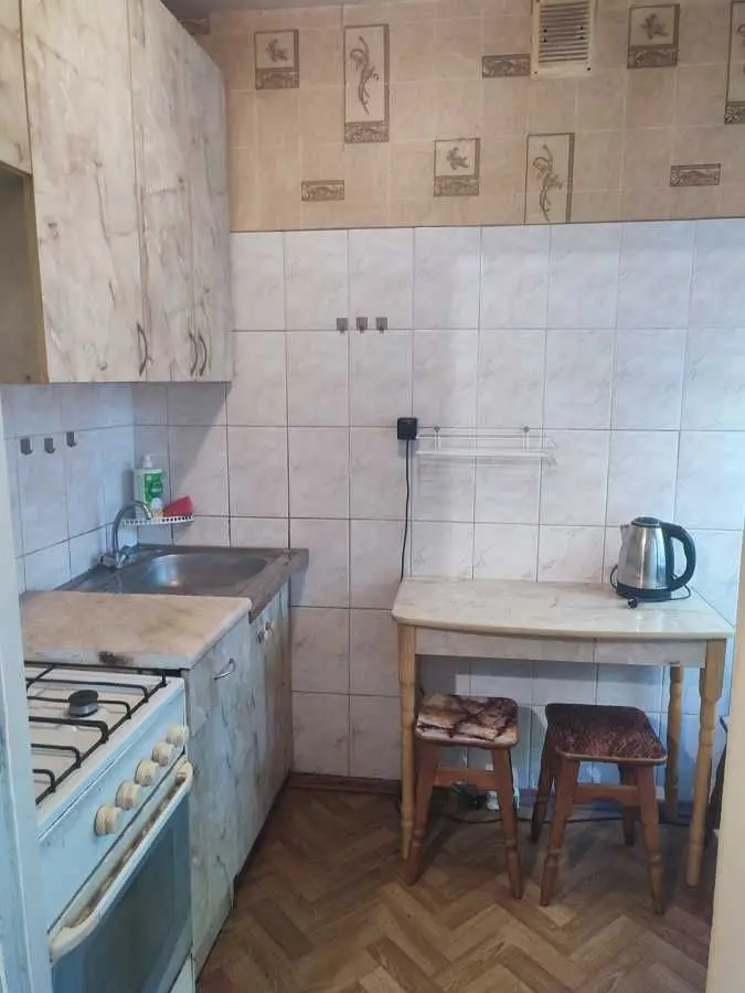 Фото Продаю 1 кімнатну квартиру, 20 кв. м, Пост-Волинська вул. 2/103 Київ, ціна: 27000 USD, код 9060