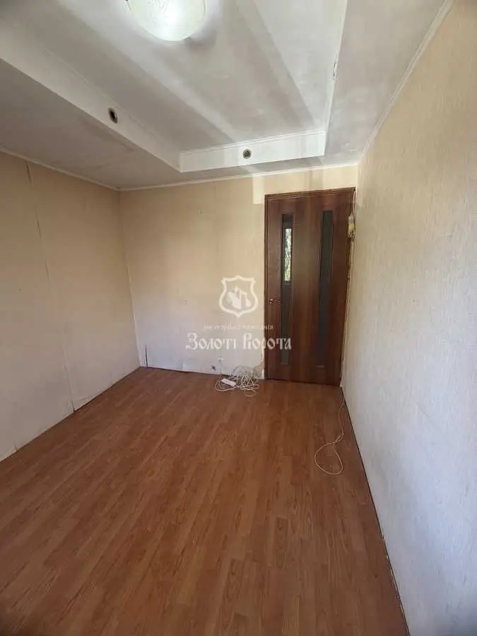 Фото Selling a 2-room apartment, 41.7 sq.m., Sobornosti avenue 1в Kyiv, price: 43000 USD, code 9063