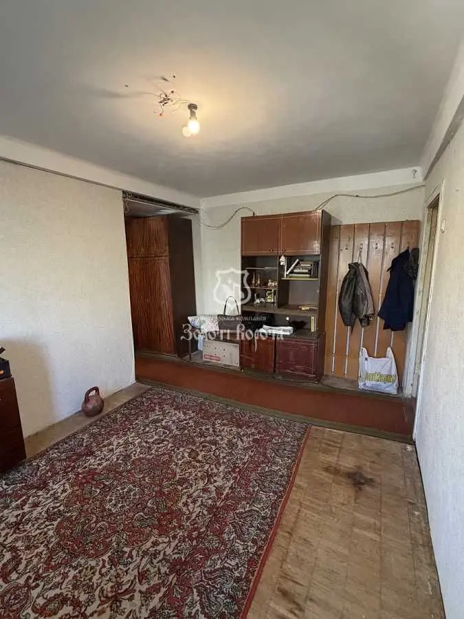 Фото Selling a 2-room apartment, 41.7 sq.m., Sobornosti avenue 1в Kyiv, price: 43000 USD, code 9063