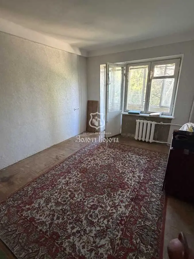 Фото Selling a 2-room apartment, 41.7 sq.m., Sobornosti avenue 1в Kyiv, price: 43000 USD, code 9063