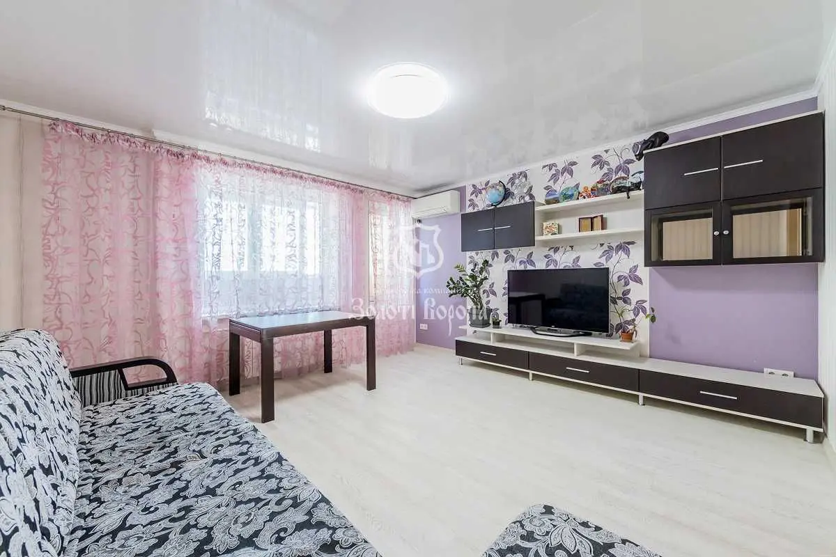 Фото Продаю 3 кімнатну квартиру, 79.7 кв. м, Ярослава Мудрого вул.  Бровари, ціна: 110000 USD, код 9065