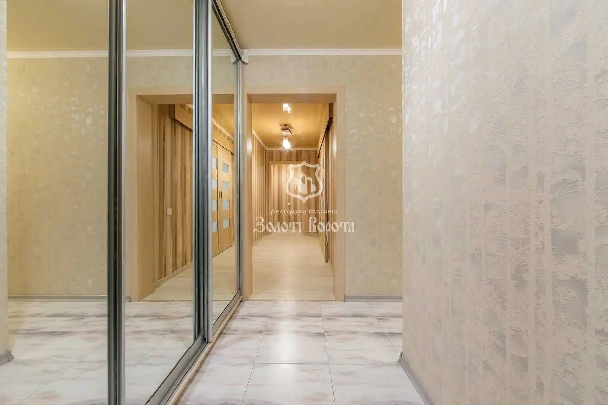 Фото Продаю 3 кімнатну квартиру, 79.7 кв. м, Ярослава Мудрого вул.  Бровари, ціна: 110000 USD, код 9065