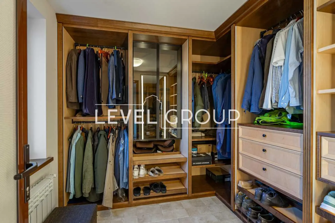 Фото Продаю будинок, 315 кв. м, Осинки вул.  Зазим’я, ціна: 475000 EUR, код 9074