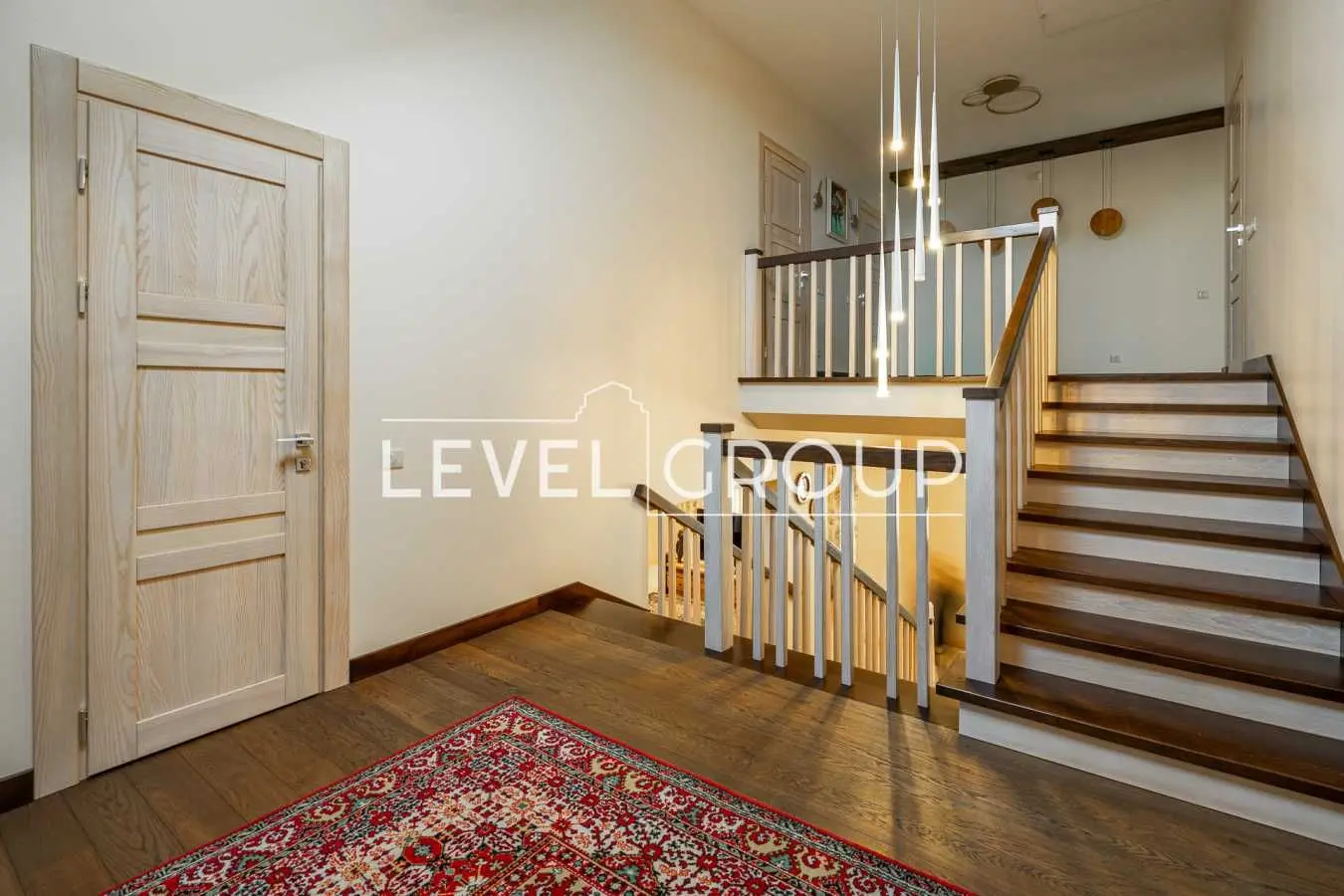 Фото Продаю будинок, 315 кв. м, Осинки вул.  Зазим’я, ціна: 475000 EUR, код 9074