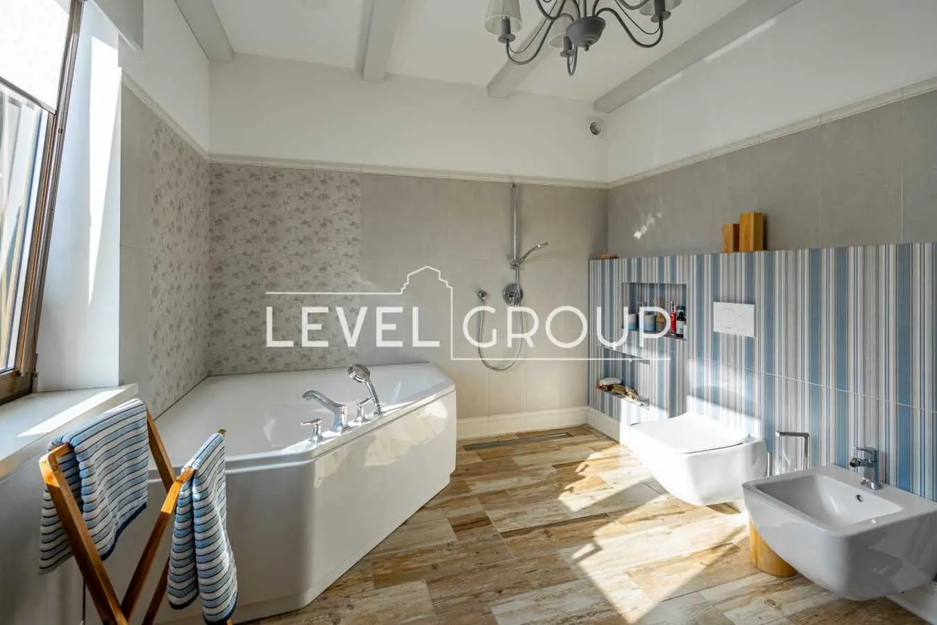 Фото Продаю будинок, 315 кв. м, Осинки вул.  Зазим’я, ціна: 475000 EUR, код 9074