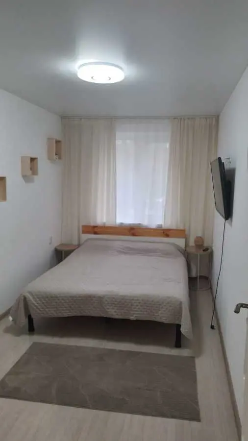 Фото Зняти 3 кімнатну квартиру, Чоколівський бульв. 29 Київ в довгострокову оренду, ціна: 18000 UAH, код 9078