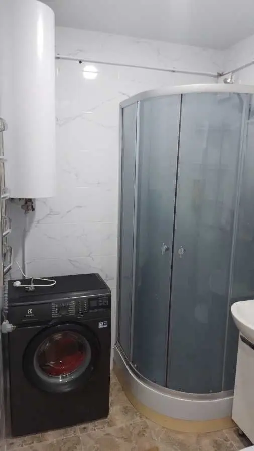 Фото Зняти 3 кімнатну квартиру, Чоколівський бульв. 29 Київ в довгострокову оренду, ціна: 18000 UAH, код 9078