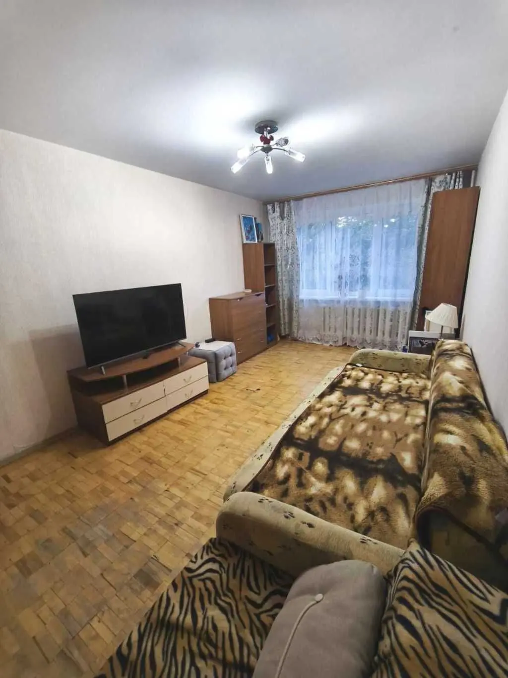 Фото Продаю 1-комнатную квартиру, 35 кв. м, Демеевская ул. 45а Киев, цена: 54900 USD, код 9080