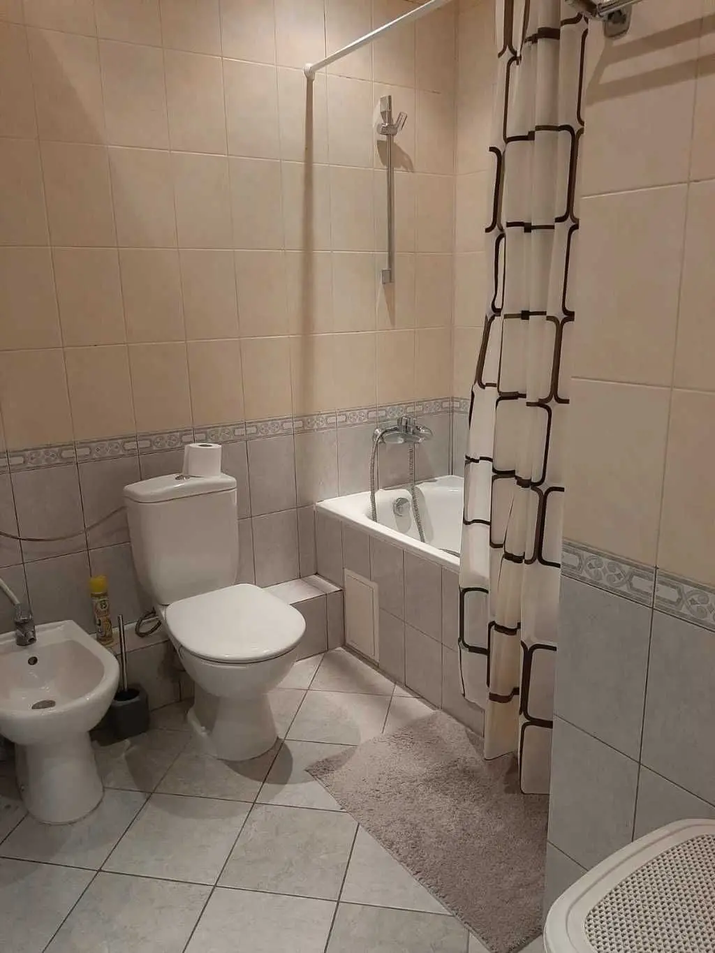 Фото Зняти 2 кімнатну квартиру, Борщагівська вул.  Київ в довгострокову оренду, ціна: 19000 UAH, код 9081