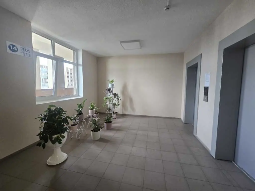 Фото Selling a 2-room apartment, 59 sq.m., Akademika Zabolotnoho Street  Kyiv, price: 85000 USD, code 9092
