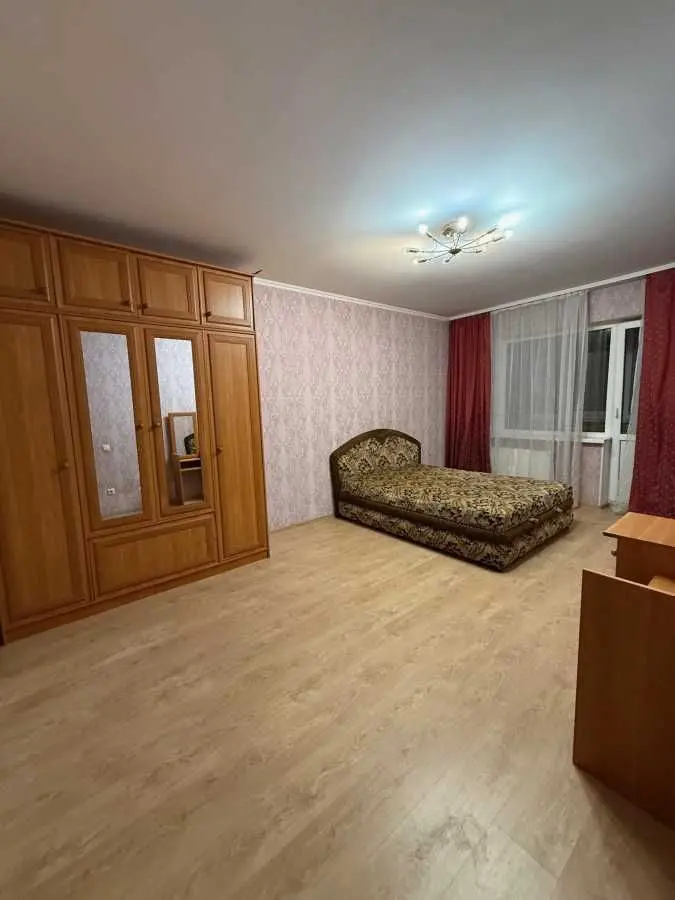 Фото Selling a 3-room apartment, 75 sq.m., Hrushevskoho Street  Brovary, price: 75000 USD, code 9100