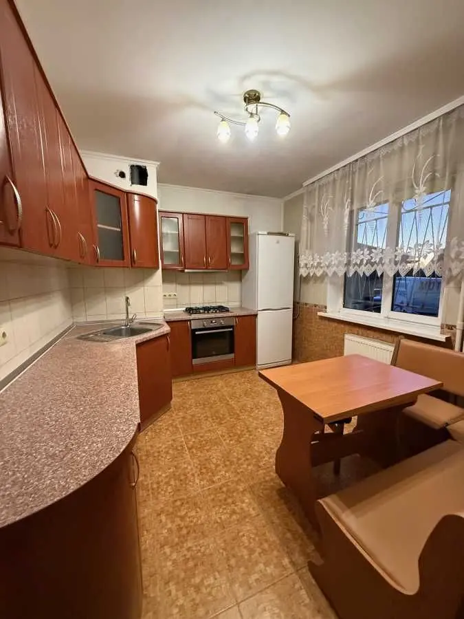 Фото Selling a 3-room apartment, 75 sq.m., Hrushevskoho Street  Brovary, price: 75000 USD, code 9100