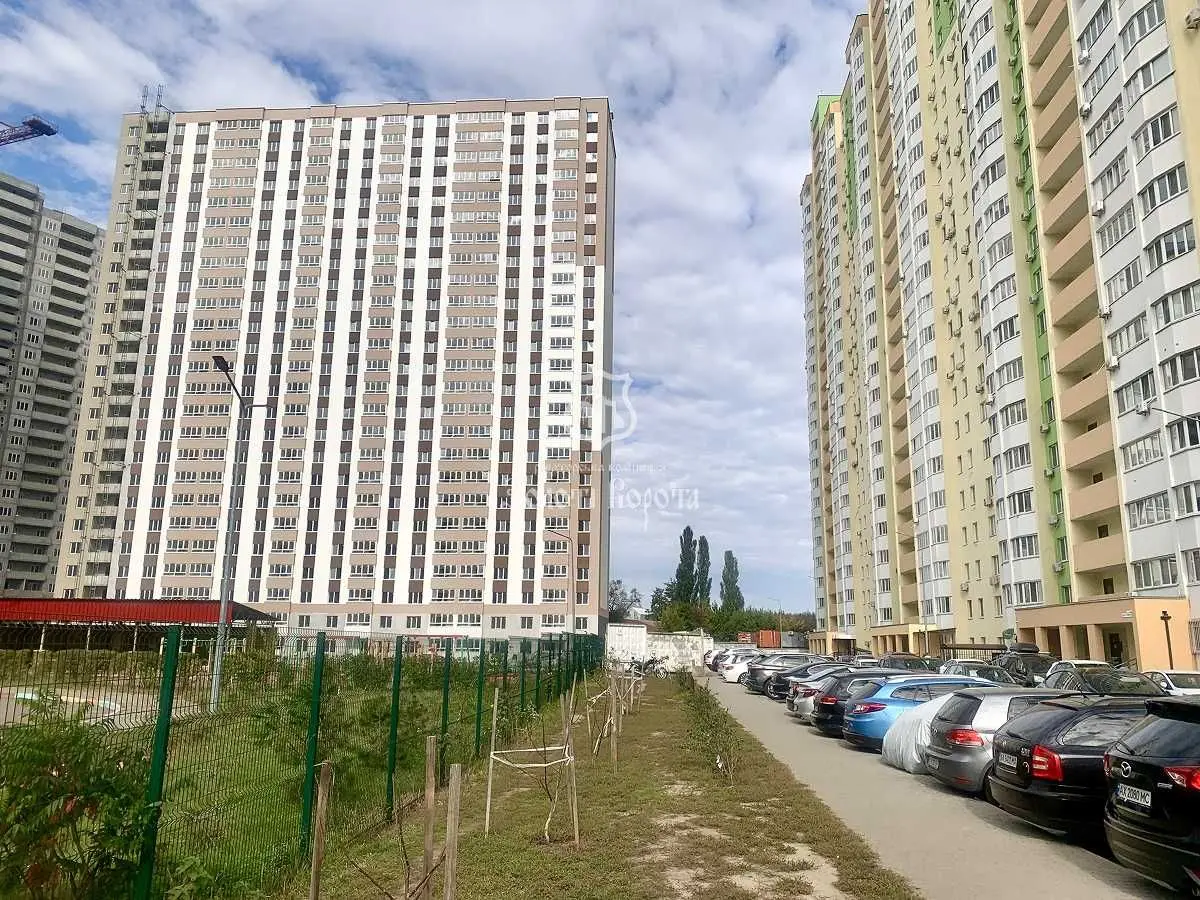 Фото Selling a 3-room apartment, 76.6 sq.m., Dokivska Street  Kotsiubynske, price: 74000 USD, code 9111