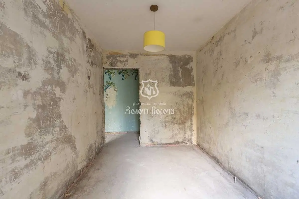 Фото Продаю офіс, 64 кв. м, Звіринецька вул. 61 Київ, ціна: 200000 USD, код 9112