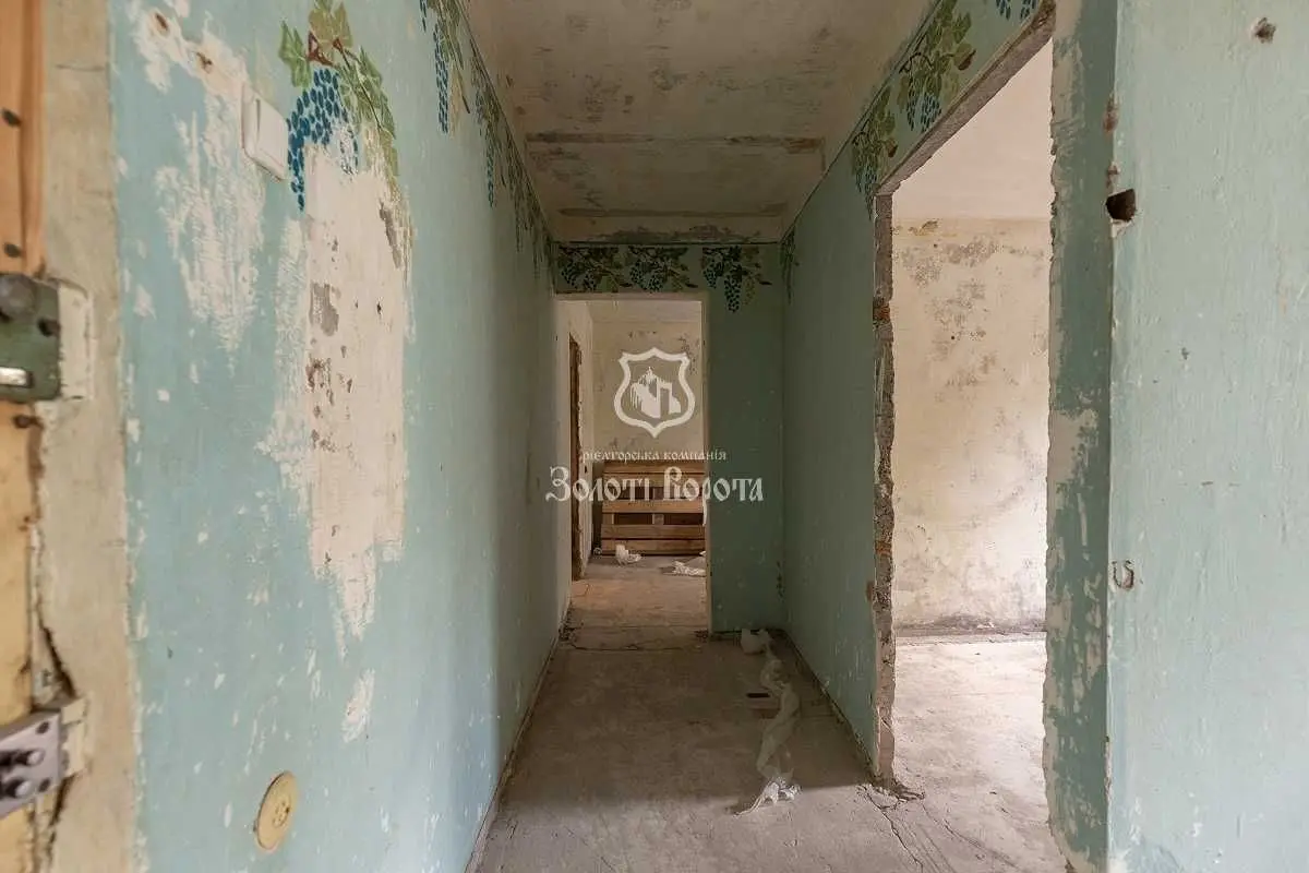 Фото Продаю офіс, 64 кв. м, Звіринецька вул. 61 Київ, ціна: 200000 USD, код 9112