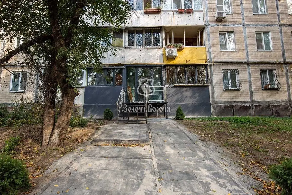 Фото Продаю офіс, 64 кв. м, Звіринецька вул. 61 Київ, ціна: 200000 USD, код 9112