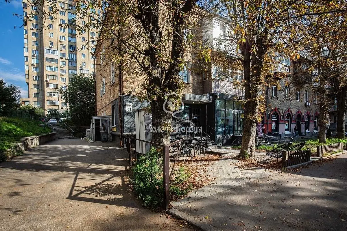 Фото Продаю офіс, 64 кв. м, Звіринецька вул. 61 Київ, ціна: 200000 USD, код 9112