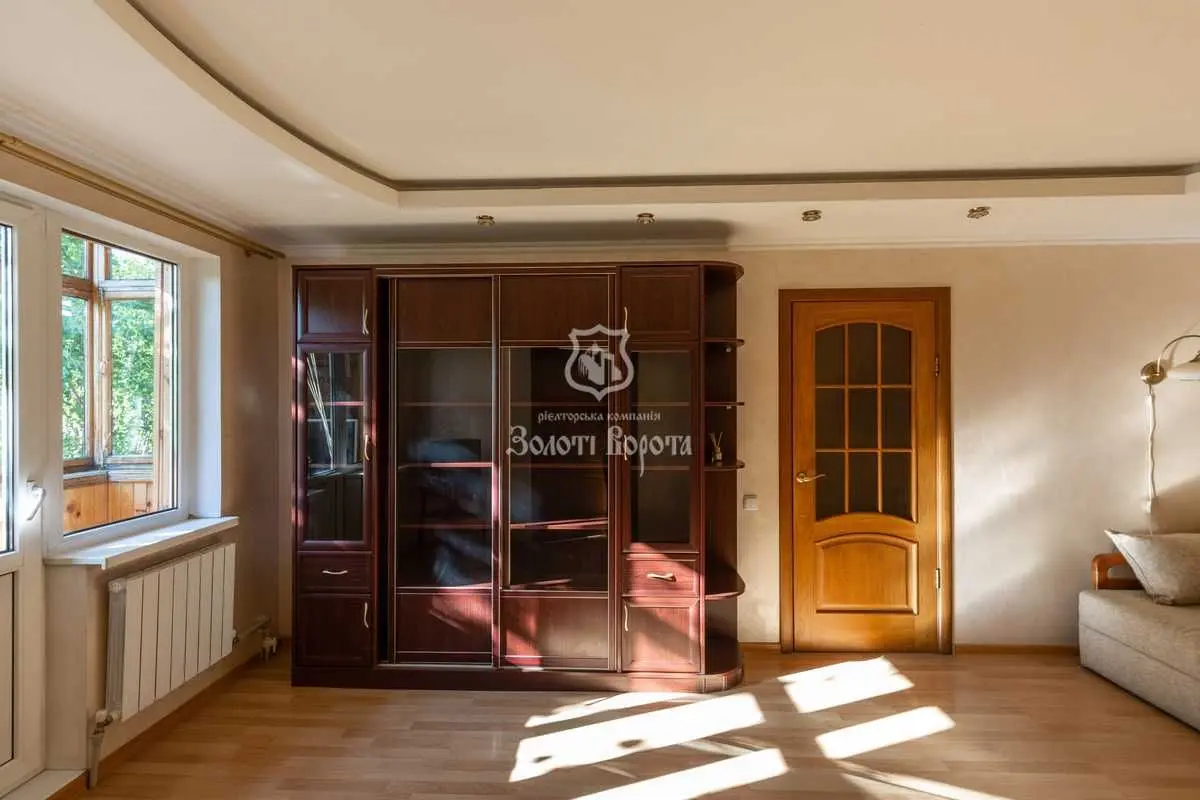 Фото Продаю 2 кімнатну квартиру, 46 кв. м, Метробудівська вул. 7 Київ, ціна: 58000 USD, код 9116