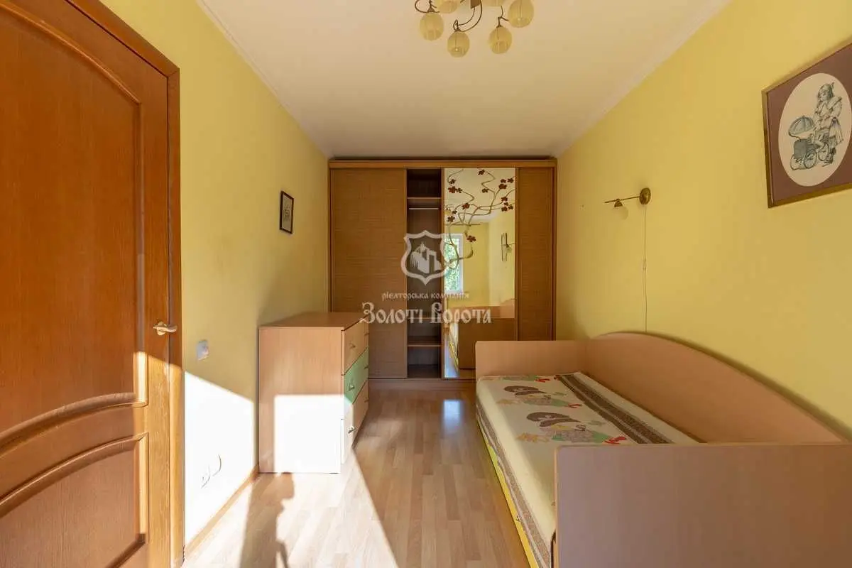 Фото Продаю 2 кімнатну квартиру, 46 кв. м, Метробудівська вул. 7 Київ, ціна: 58000 USD, код 9116
