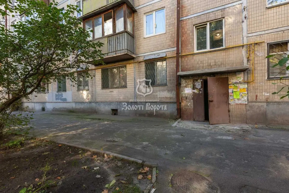Фото Продаю 2 кімнатну квартиру, 46 кв. м, Метробудівська вул. 7 Київ, ціна: 58000 USD, код 9116