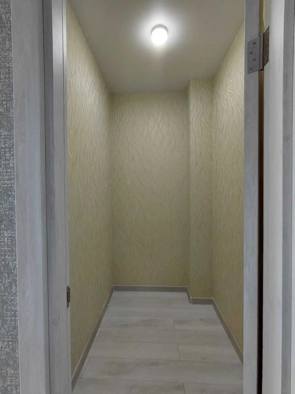 Фото Selling a 1-room apartment, 44 sq.m., Rivnenska Street 4 Lutsk, price: 68000 USD, code 9121
