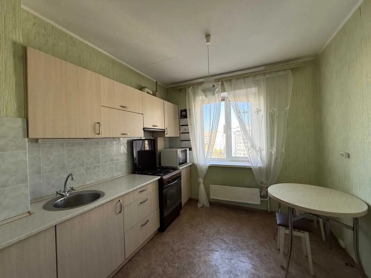 Фото Продаю 3 кімнатну квартиру, 70 кв. м, Симона Петлюри вул. (Черняховського)  Бровари, ціна: 57000 USD, код 9125