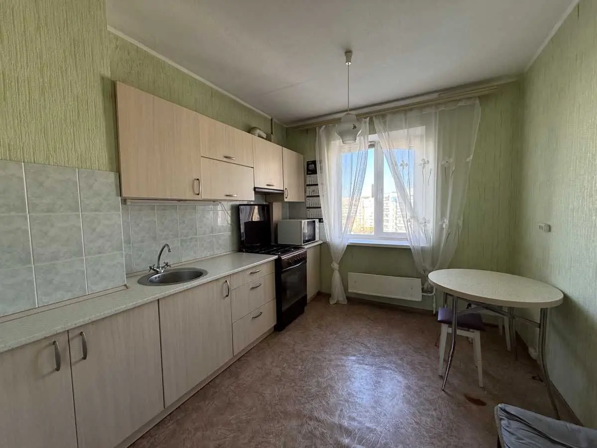 Фото Продаю 3 кімнатну квартиру, 70 кв. м, Симона Петлюри вул. (Черняховського)  Бровари, ціна: 57000 USD, код 9125