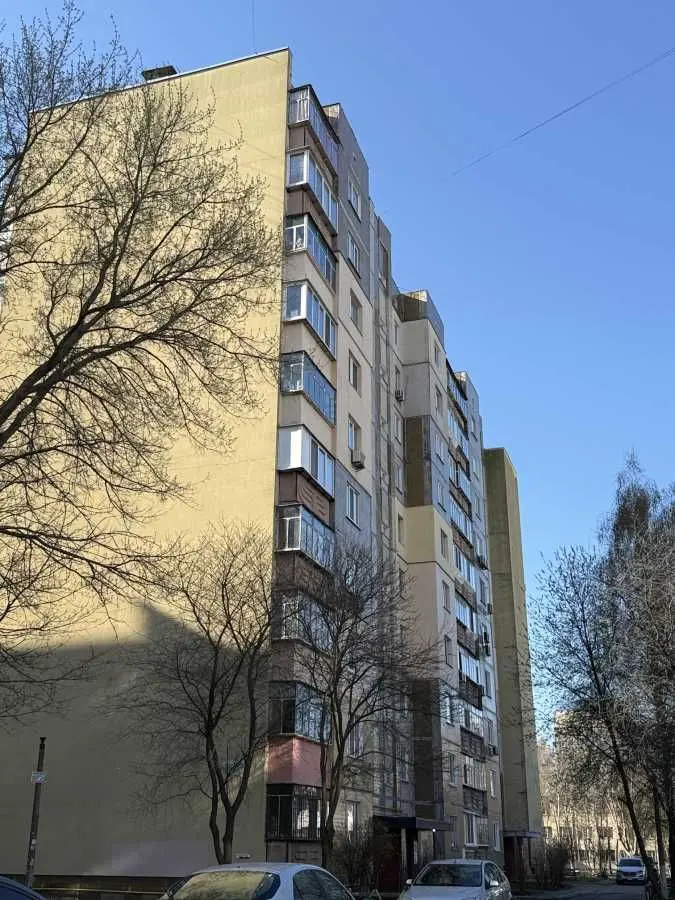 Фото Продаю 3 кімнатну квартиру, 70 кв. м, Симона Петлюри вул. (Черняховського)  Бровари, ціна: 57000 USD, код 9125