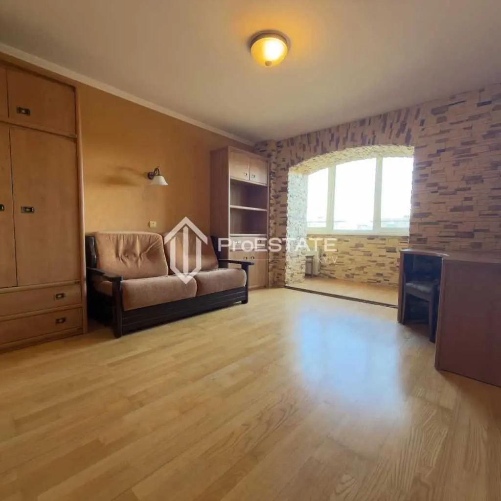 Фото Продаю 2-комнатную квартиру, 65 кв. м, Братиславская ул. 7 Киев, цена: 78000 USD, код 9129