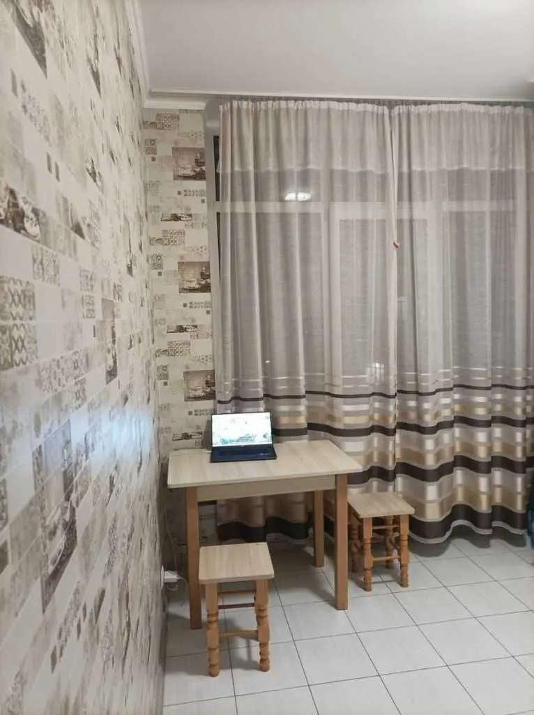 Фото Зняти 1 кімнатну квартиру, Садова вул. 51В Петропавлівська Борщагівка в довгострокову оренду, ціна: 13000 UAH, код 9131