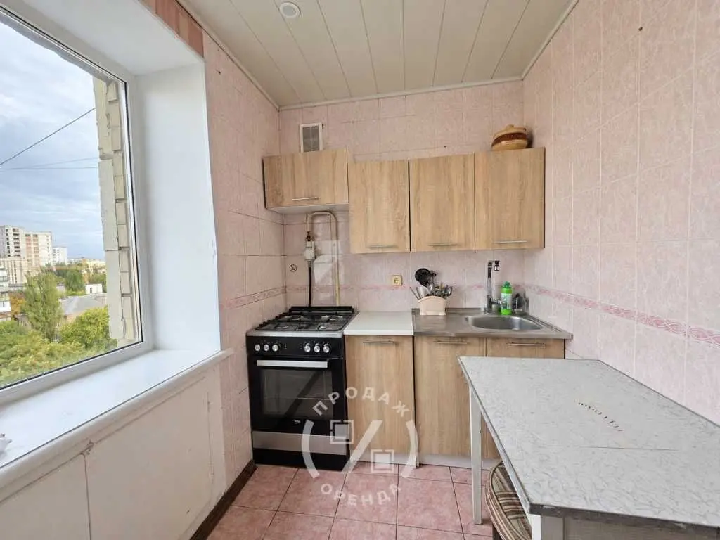 Фото Продаю 2 кімнатну квартиру, 45.4 кв. м, Олександра Пироговського вул. 8 Київ, ціна: 56000 USD, код 9132