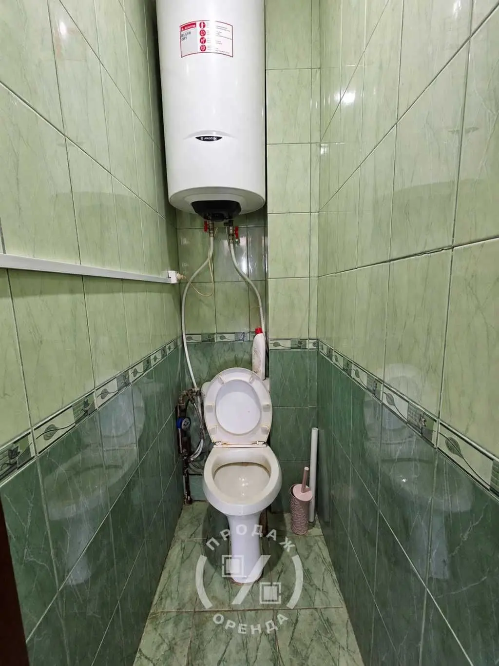 Фото Продаю 2 кімнатну квартиру, 45.4 кв. м, Олександра Пироговського вул. 8 Київ, ціна: 56000 USD, код 9132