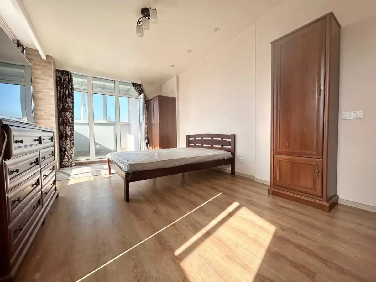 Фото Продаю 1 кімнатну квартиру, 46.4 кв. м, Юрія Шумського вул. 5 Київ, ціна: 80000 USD, код 9134
